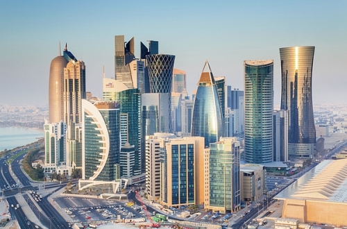 Qatar-Listed Firms Record Marginal Profit Rise in Q1 2025, Led by Banking and Energy Sectors
